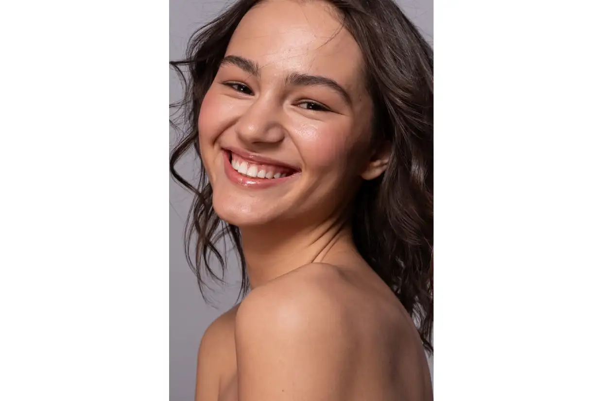 Beauty Retouch (Soft & Even Skin) before retouching example