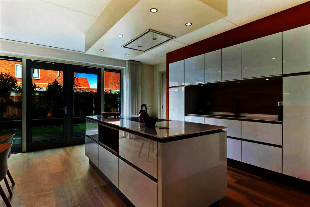 High-End Real Estate Editing Real Estate Editing Example Before